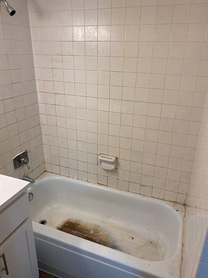 Before and after image of damaged bathtub